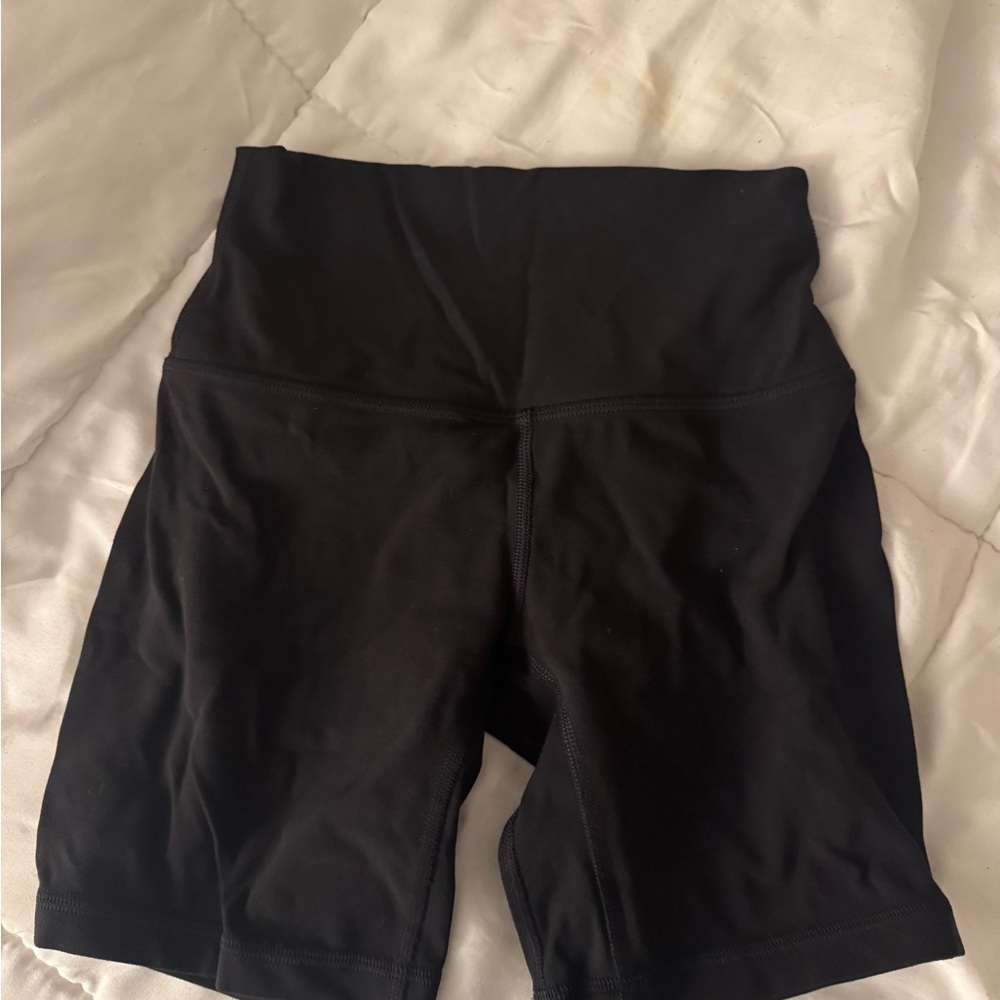 LULULEMON ALIGN High-Waisted Shorts - SIZE 0
